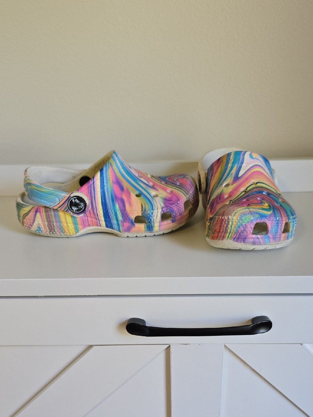 CROCS Kids Classic Clog - Pastel Colored Swirl Toddler Size 9